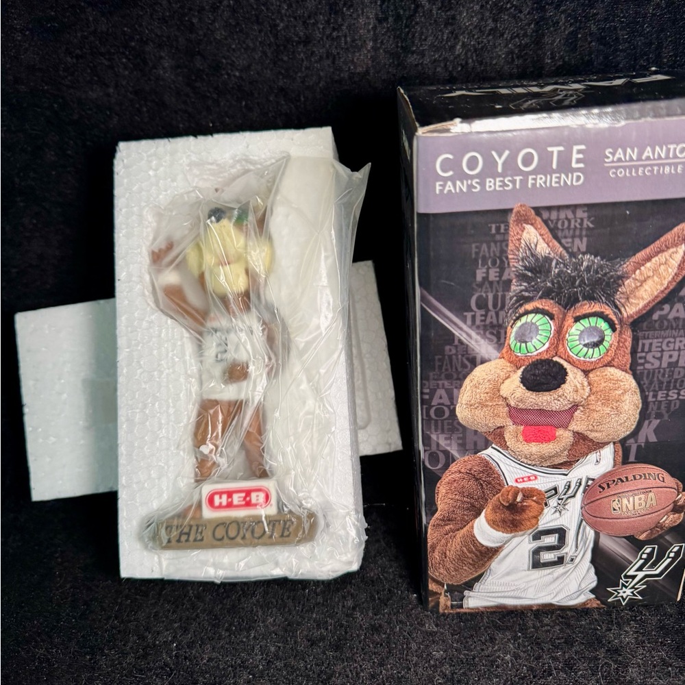 San Antonio Spurs Coyote Mascot Collectible Figurine NIB